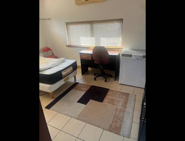 1 BEDROOM PROPERTY TO RENT IN BEREA WEST